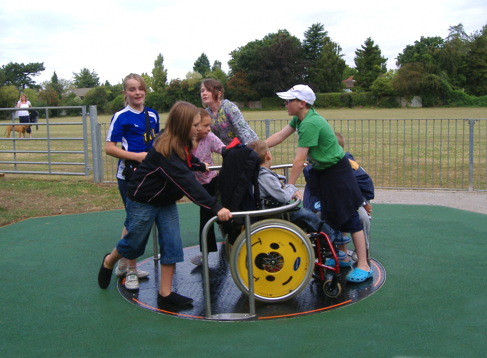 inclusive-orbit-park-wetpour-06